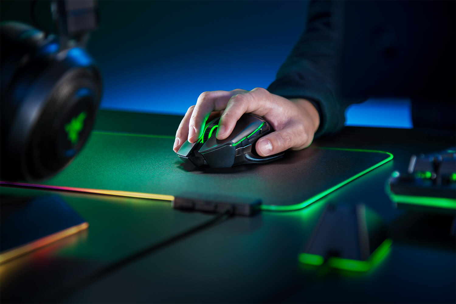Razer Basilisk Ultimate kabellose ergonomische RGB Gaming Maus 20.000 dpi